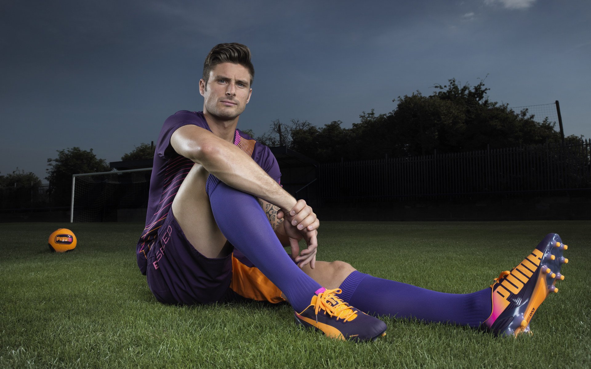 卡扎伊什维利去留难定，外援泽卡一席话透露关键信息，留队希望较大